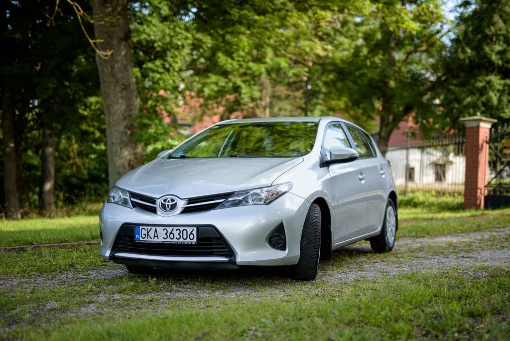 Zdjęcie: 2014 Toyota Auris