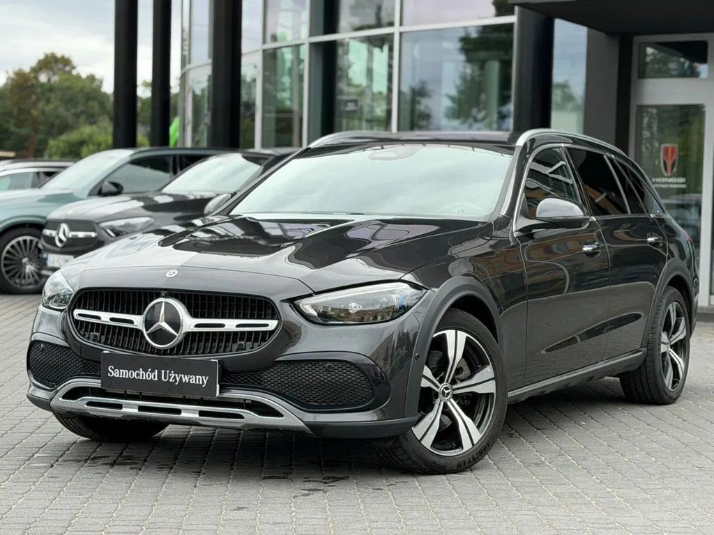 Zdjęcie: 2023 Mercedes-Benz C Klasa