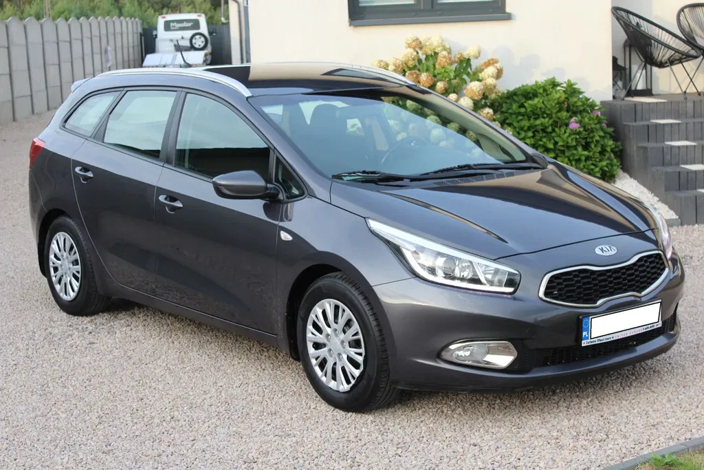 Zdjęcie: 2013 Kia Cee'd