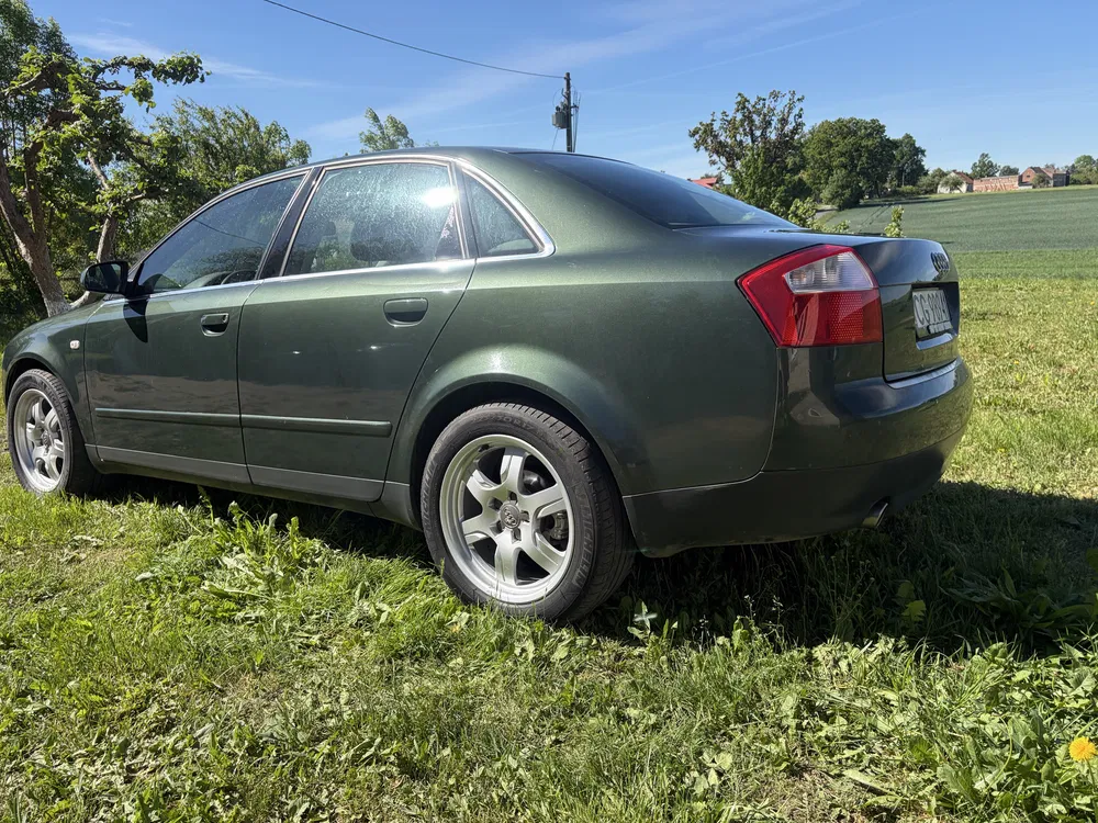 Zdjęcie: 2001 Audi A4Limousine