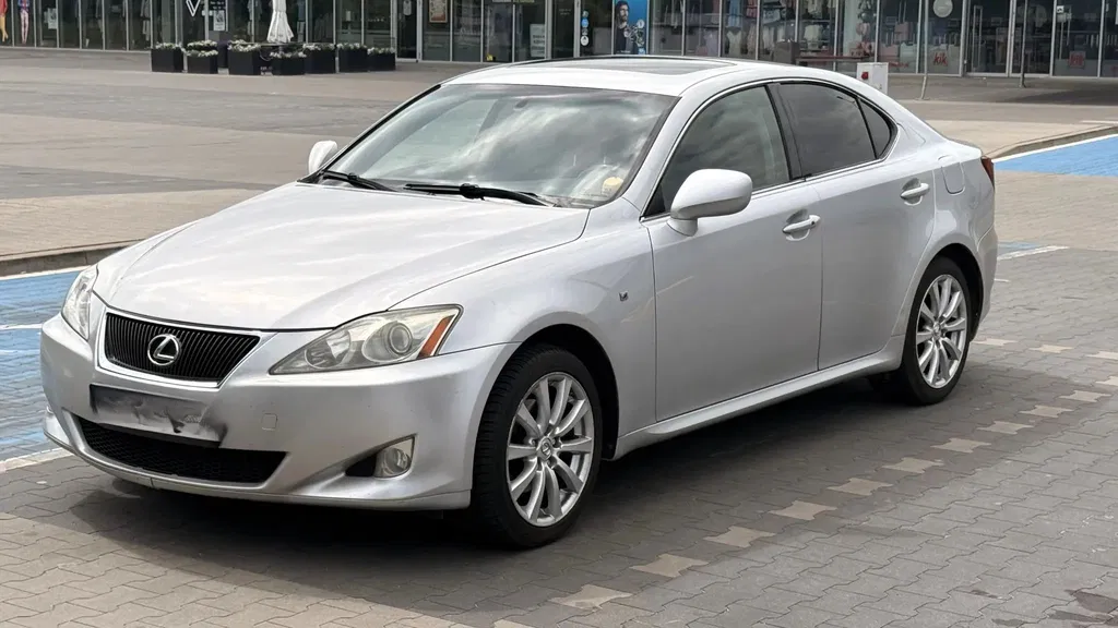 Zdjęcie: 2005 Lexus IS