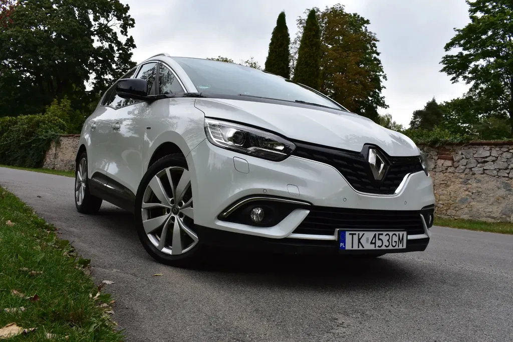Zdjęcie: 2018 Renault Scenic