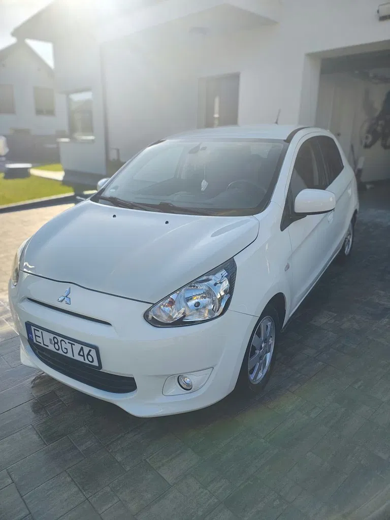 Zdjęcie: 2014 Mitsubishi Space Star