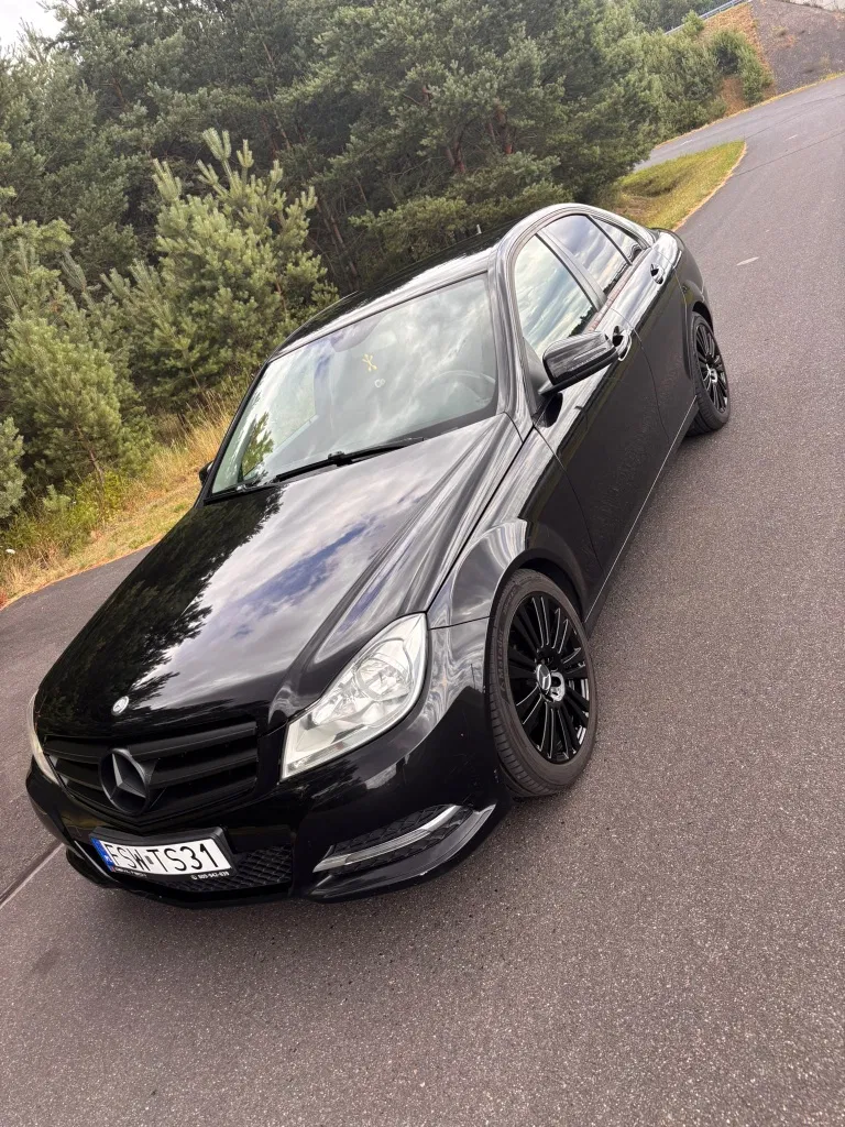 Zdjęcie: 2013 Mercedes-Benz C Klasa