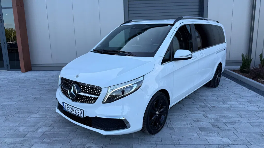 Zdjęcie: 2021 Mercedes-Benz V klasa