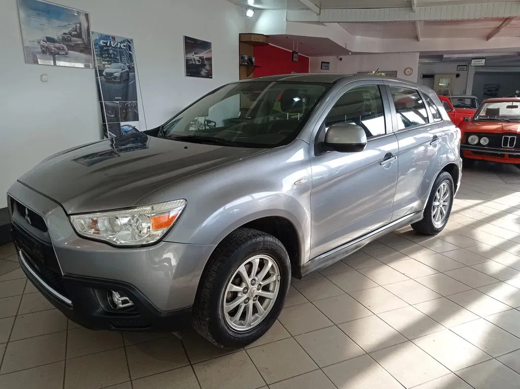 Zdjęcie: 2010 Mitsubishi ASX