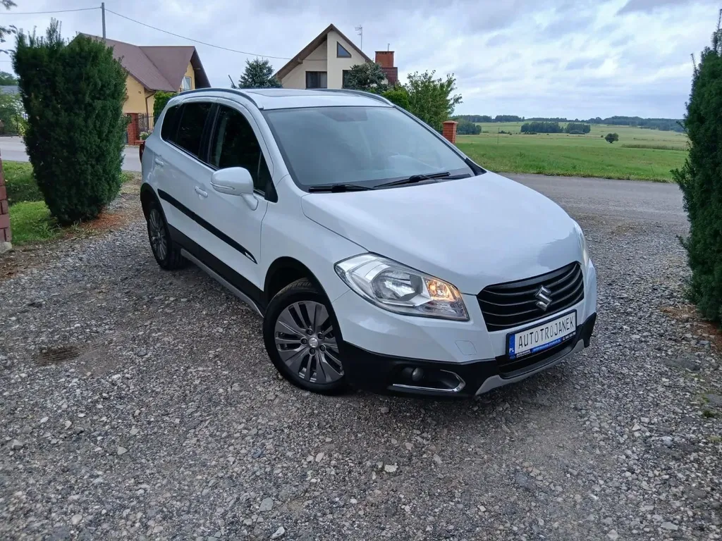 Zdjęcie: 2015 Suzuki S-Cross
