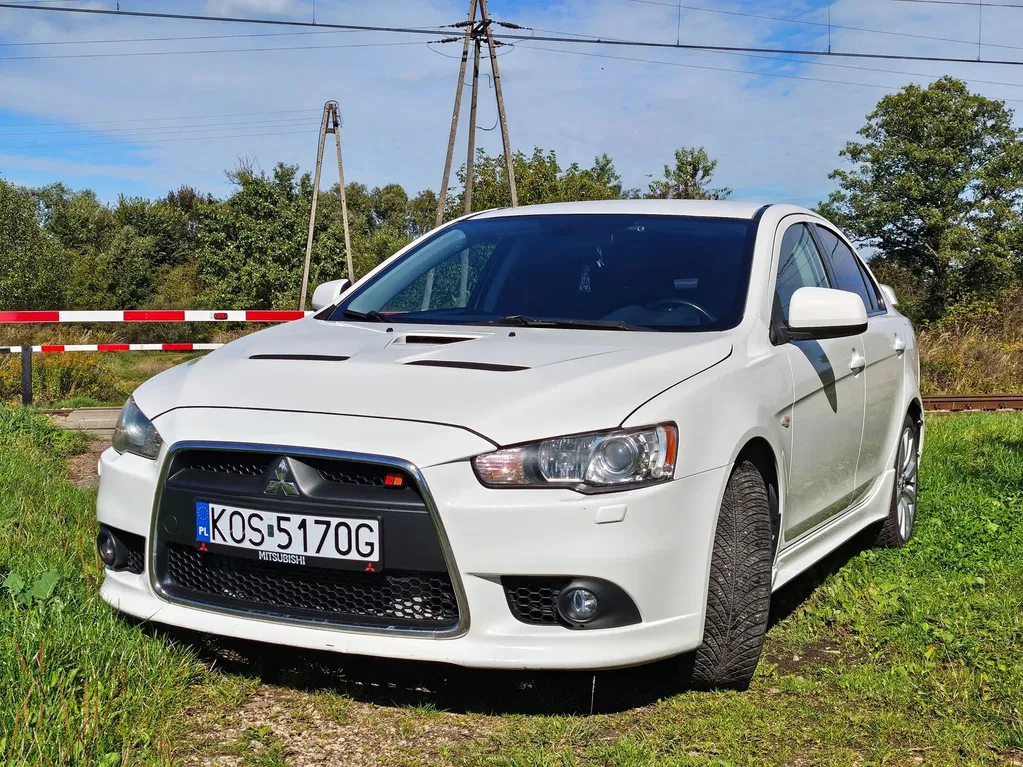 Zdjęcie: 2009 Mitsubishi Lancer