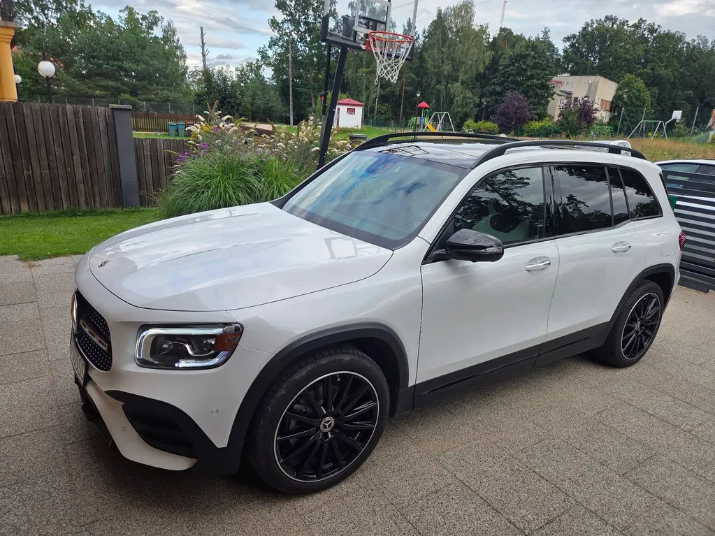 Zdjęcie: 2023 Mercedes-Benz GLB