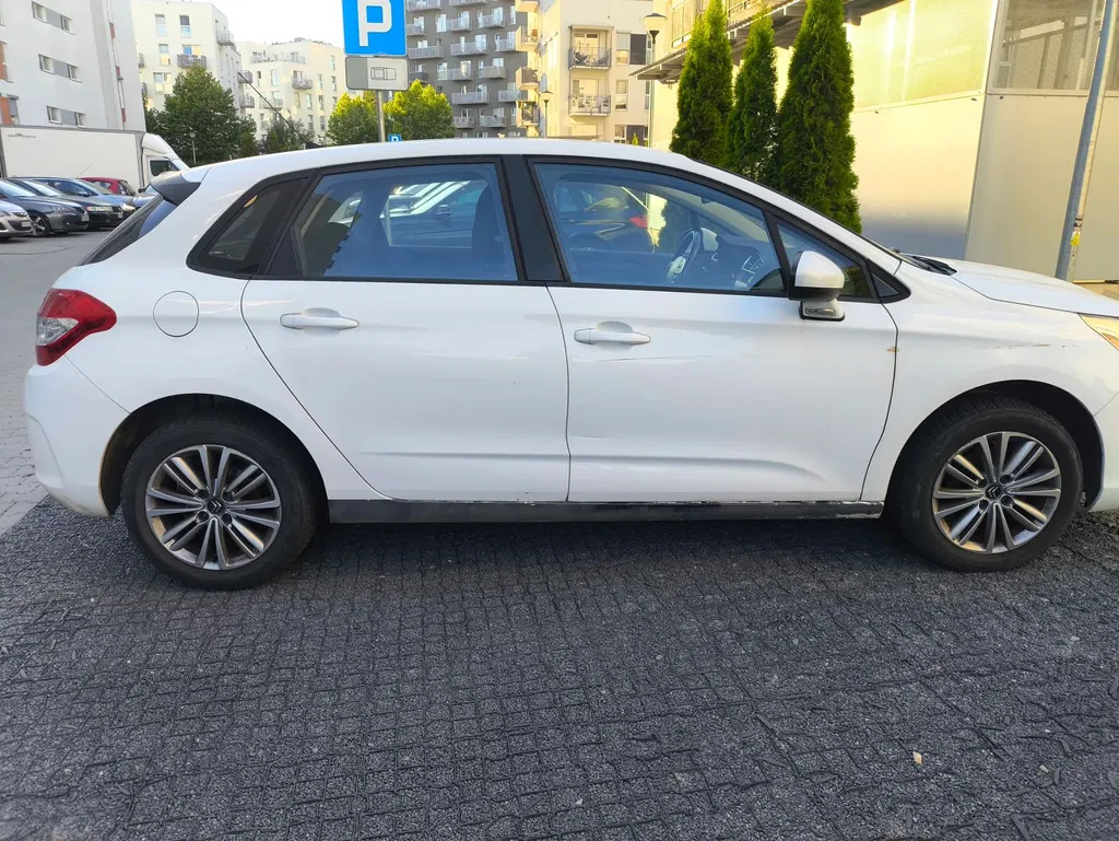 Zdjęcie: 2011 Citroen C4