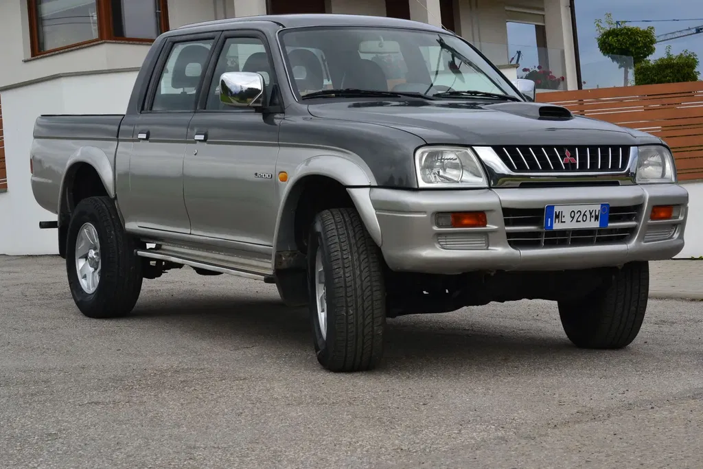 Zdjęcie: 2001 Mitsubishi L200
