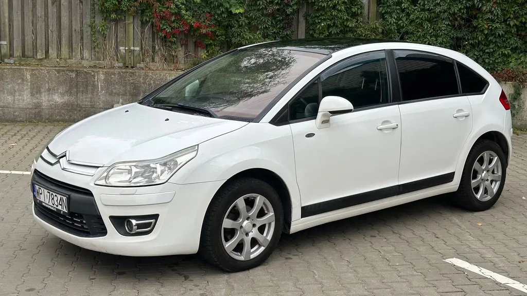 Zdjęcie: 2010 Citroen C4