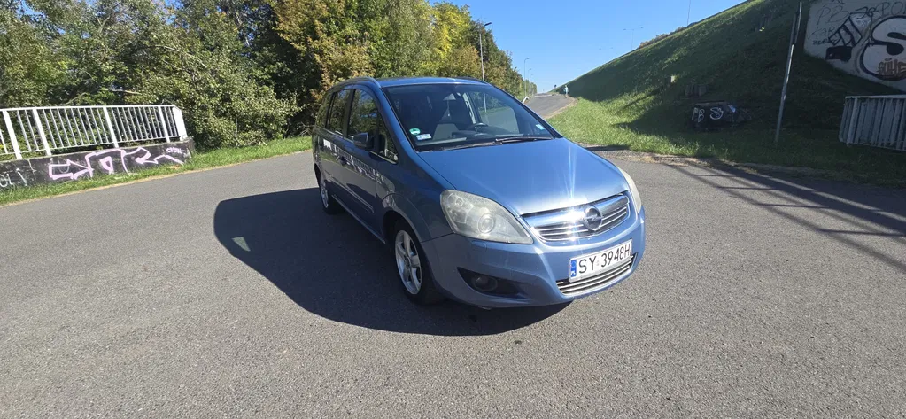 Zdjęcie: 2008 Opel Zafira