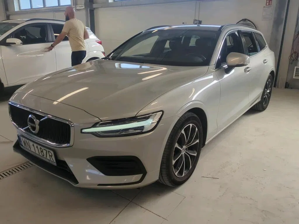 Zdjęcie: 2022 Volvo V60