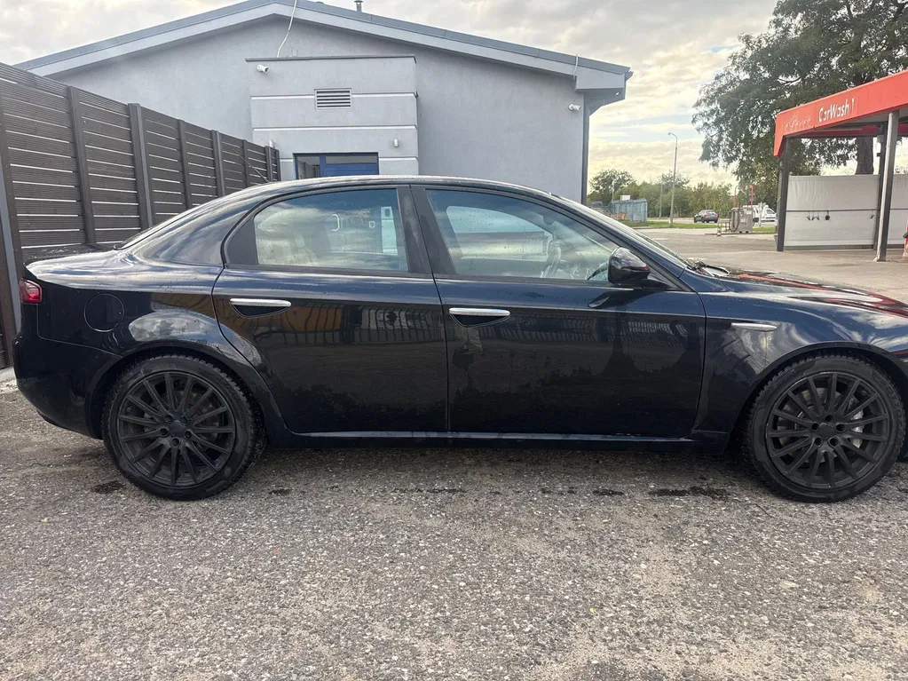 Zdjęcie: 2006 Alfa Romeo 159