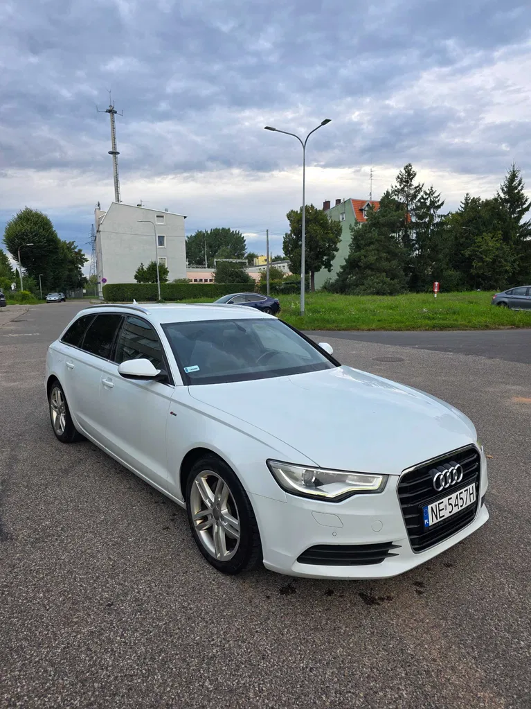 Zdjęcie: 2013 Audi A6 Avant