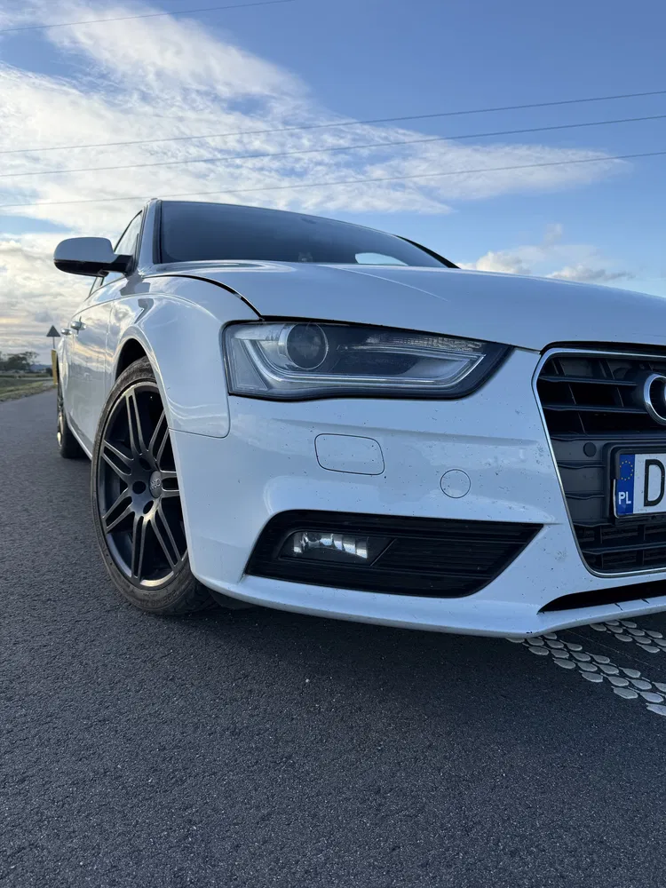 Zdjęcie: 2012 Audi A4 Avant