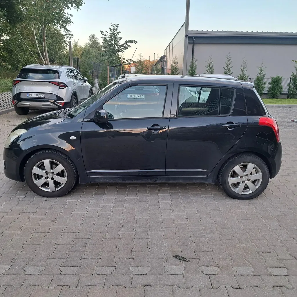Zdjęcie: 2009 Suzuki Swift
