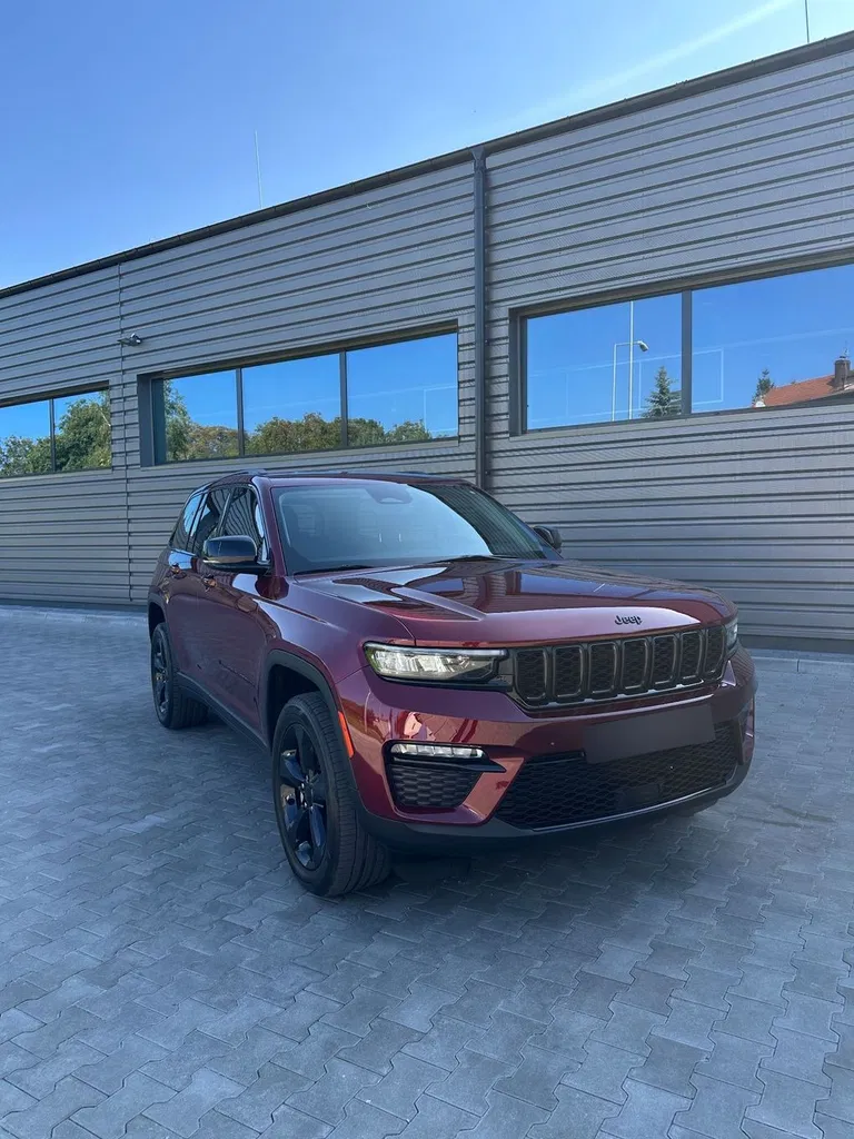 Zdjęcie: 2023 Jeep Grand Cherokee