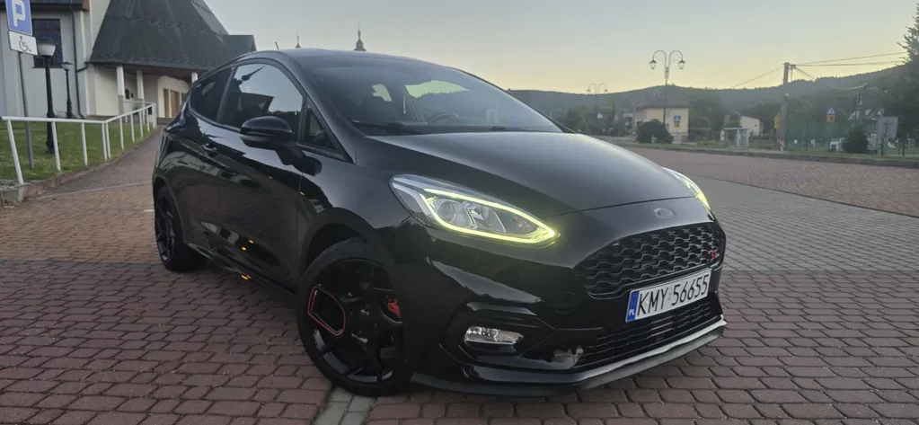 Zdjęcie: 2017 Ford Fiesta