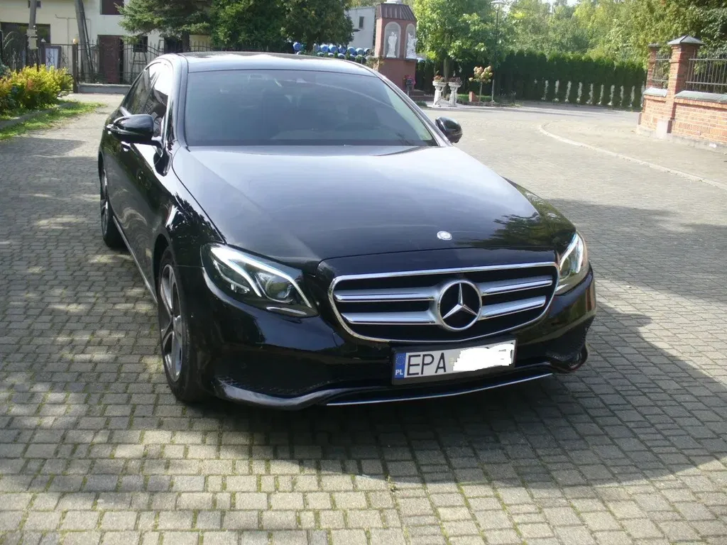 Zdjęcie: 2017 Mercedes-Benz E Klasa
