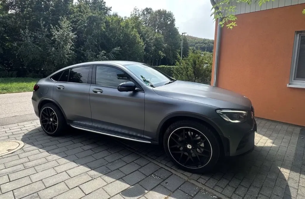 Zdjęcie: 2020 Mercedes-Benz GLC