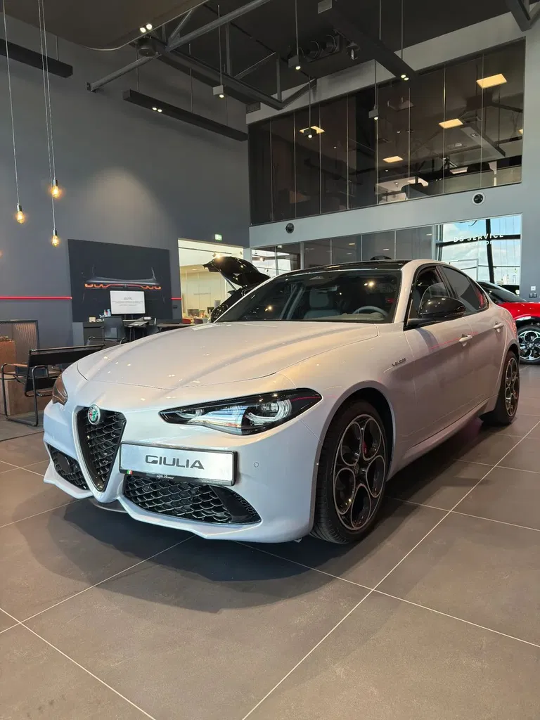 Zdjęcie: 2026 Alfa Romeo Giulia