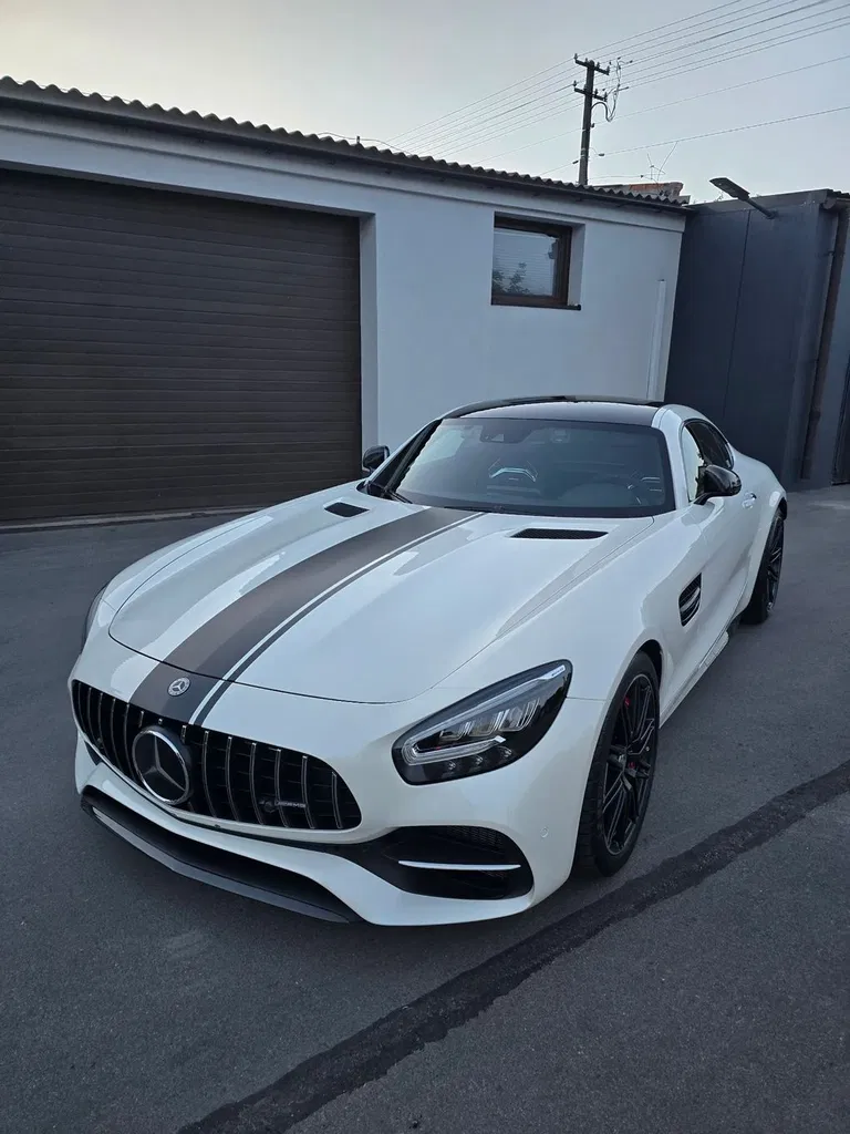Zdjęcie: 2021 Mercedes-Benz AMG GT