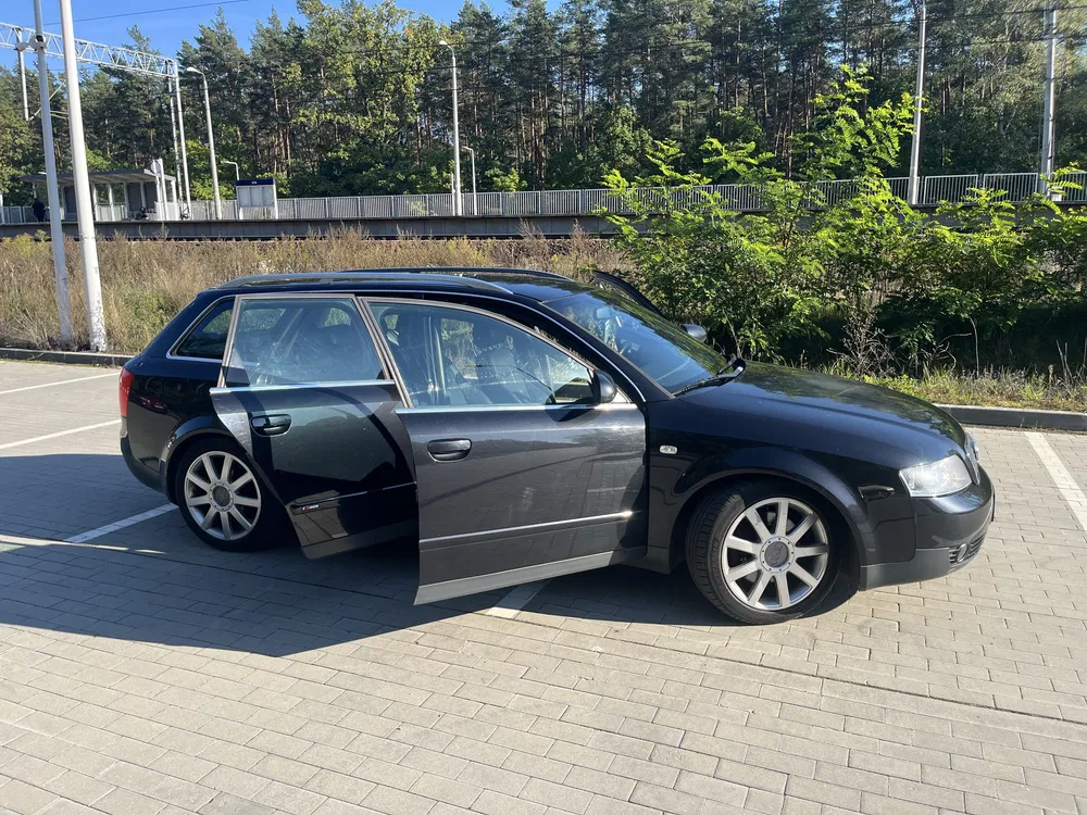 Zdjęcie: 2003 Audi A4 Avant