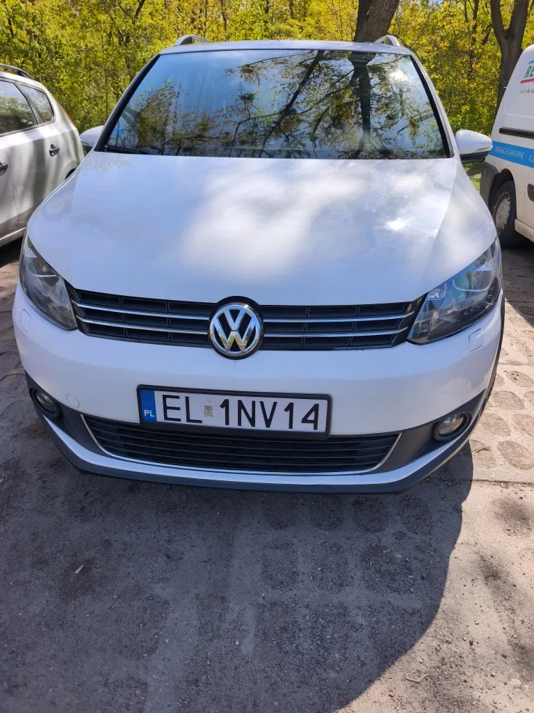 Zdjęcie: 2011 Volkswagen Touran