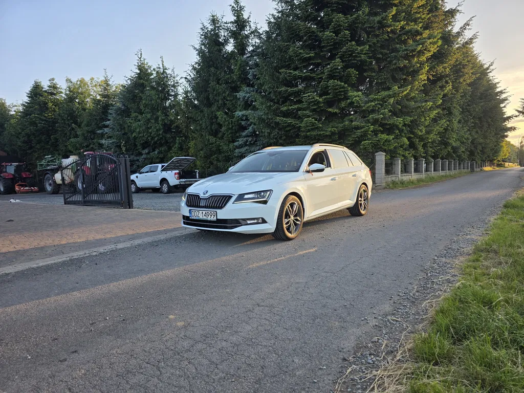 Zdjęcie: 2016 Skoda Superb