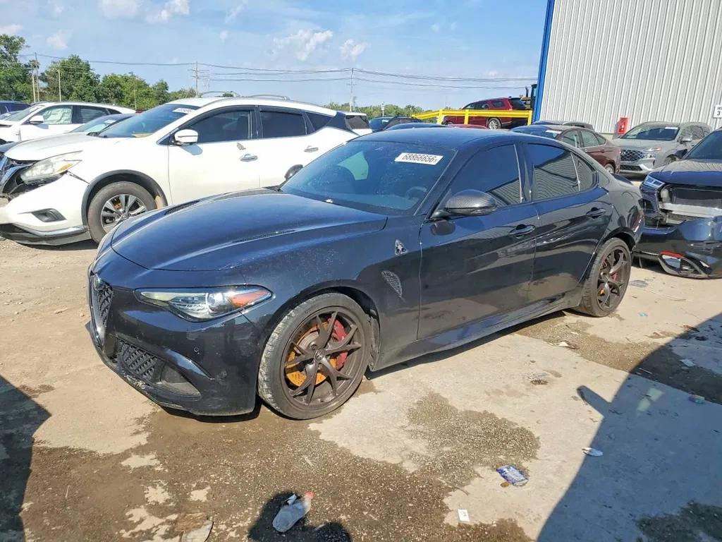 Zdjęcie: 2020 Alfa Romeo Giulia