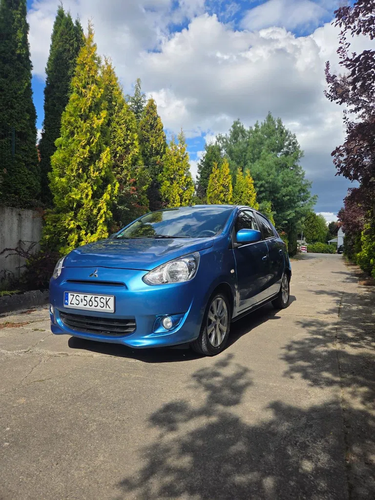 Zdjęcie: 2014 Mitsubishi Space Star
