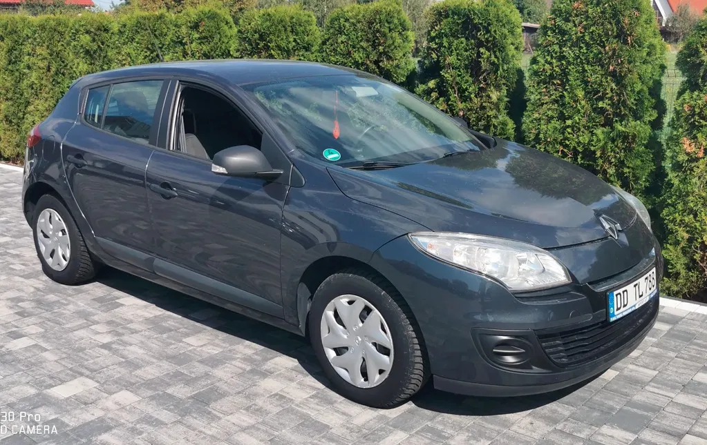 Zdjęcie: 2012 Renault Megane