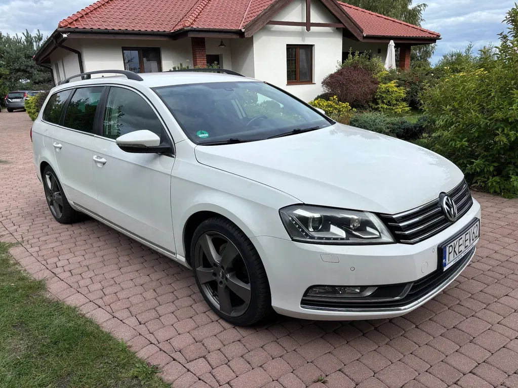 Zdjęcie: 2011 Volkswagen Passat Variant