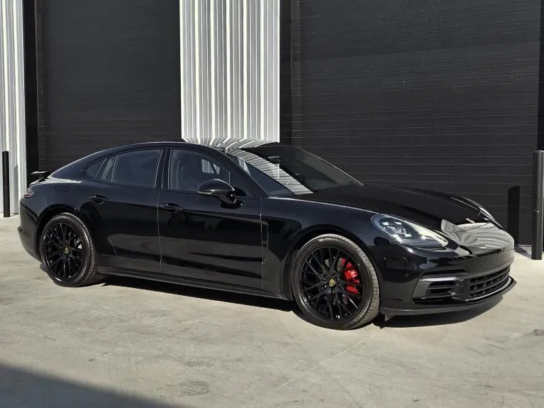 Zdjęcie: 2018 Porsche Panamera