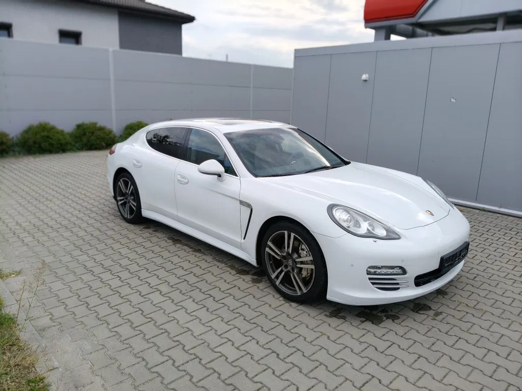 Zdjęcie: 2012 Porsche Panamera