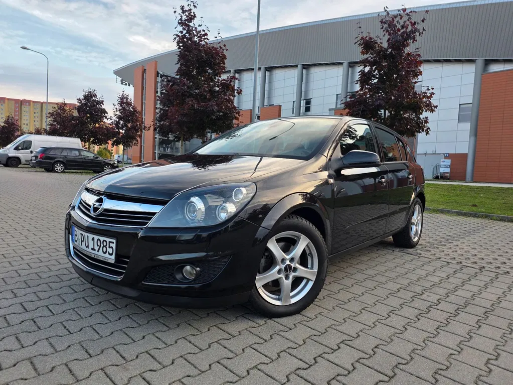 Zdjęcie: 2008 Opel Astra