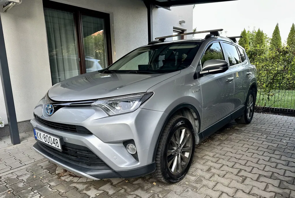 Zdjęcie: 2016 Toyota RAV-4