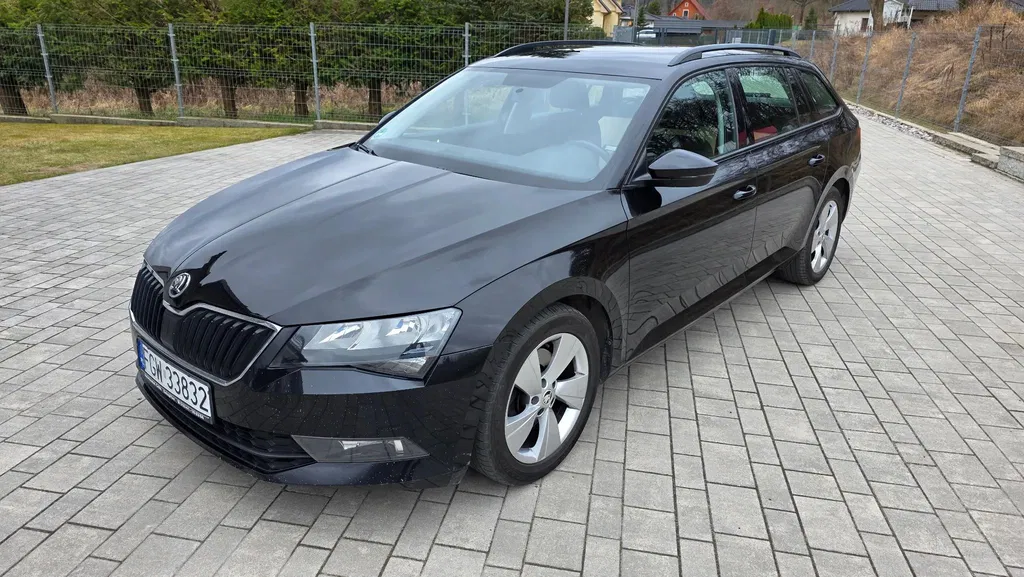 Zdjęcie: 2017 Skoda Superb