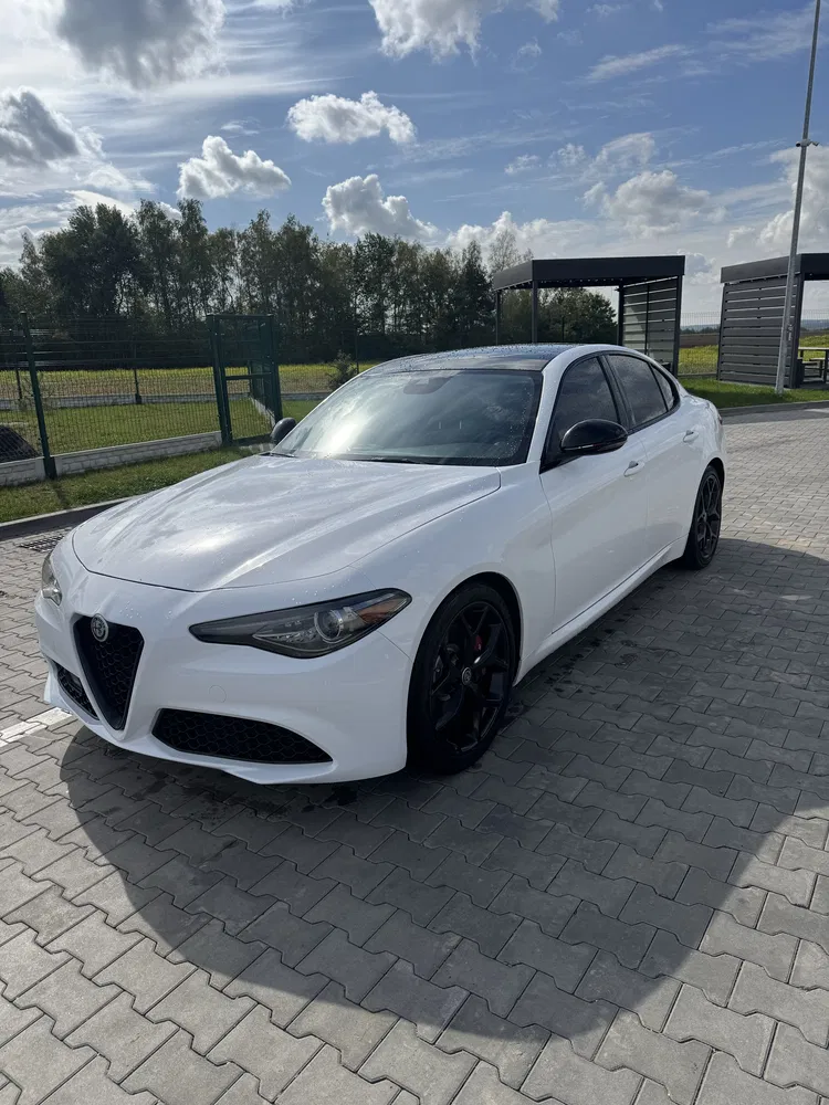 Zdjęcie: 2020 Alfa Romeo Giulia