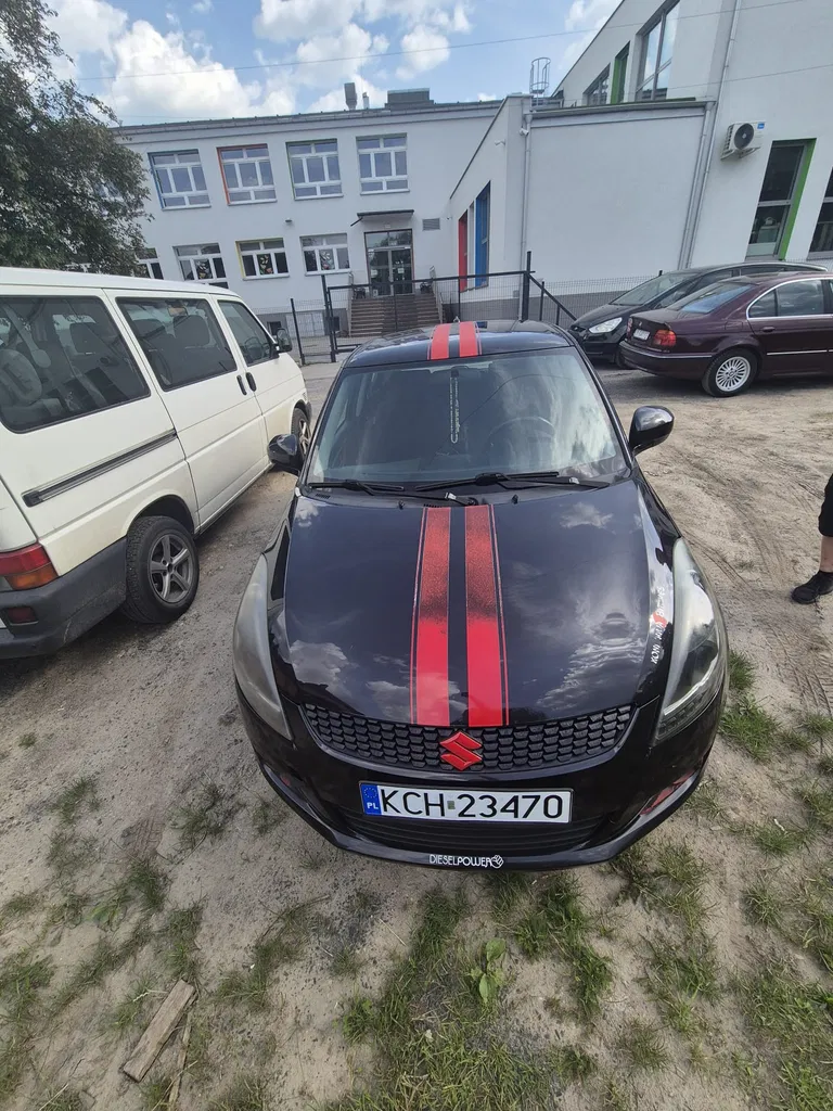 Zdjęcie: 2011 Suzuki Swift