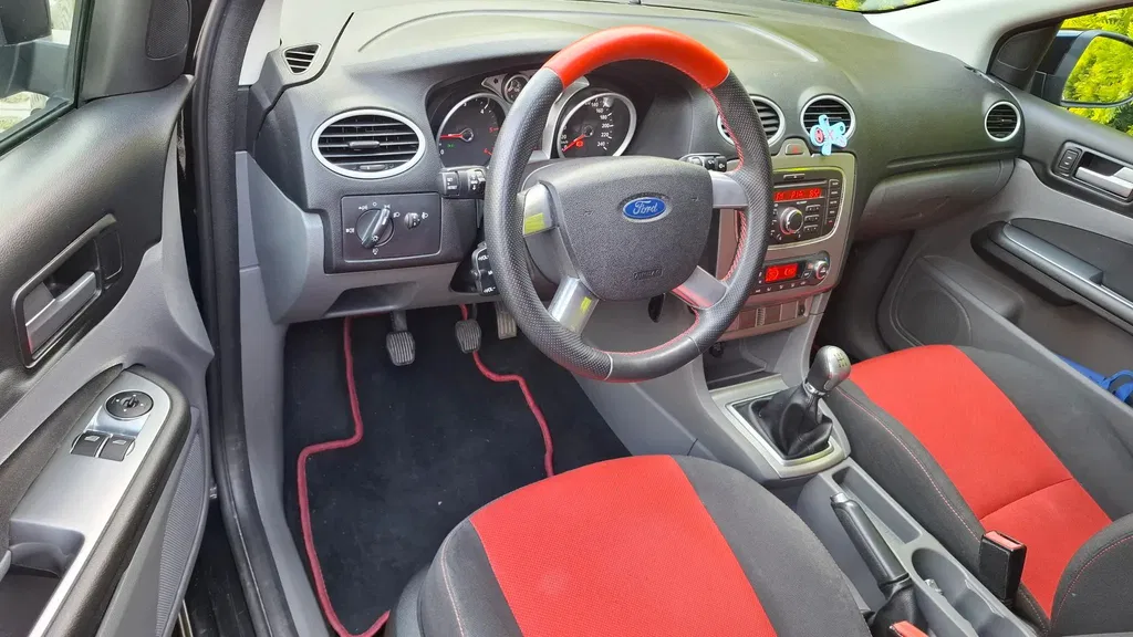 Zdjęcie: 2010 Ford Focus