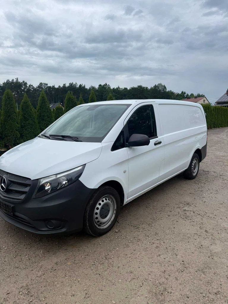 Zdjęcie: 2019 Mercedes-Benz Vito