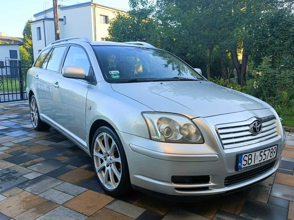 Zdjęcie: 2004 Toyota Avensis