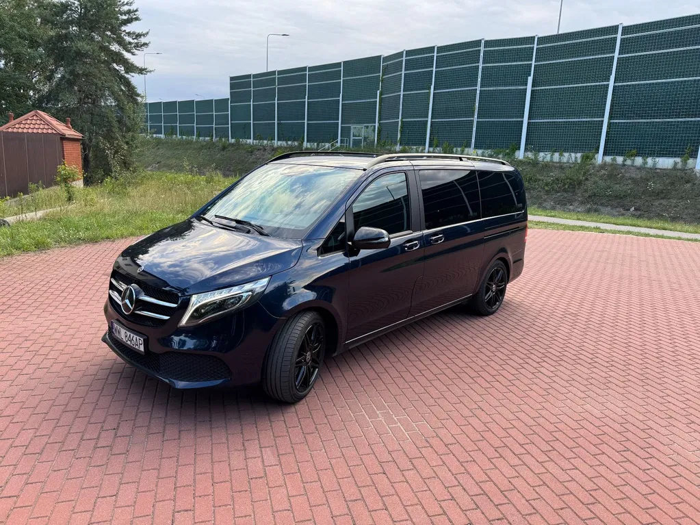 Zdjęcie: 2021 Mercedes-Benz V klasa