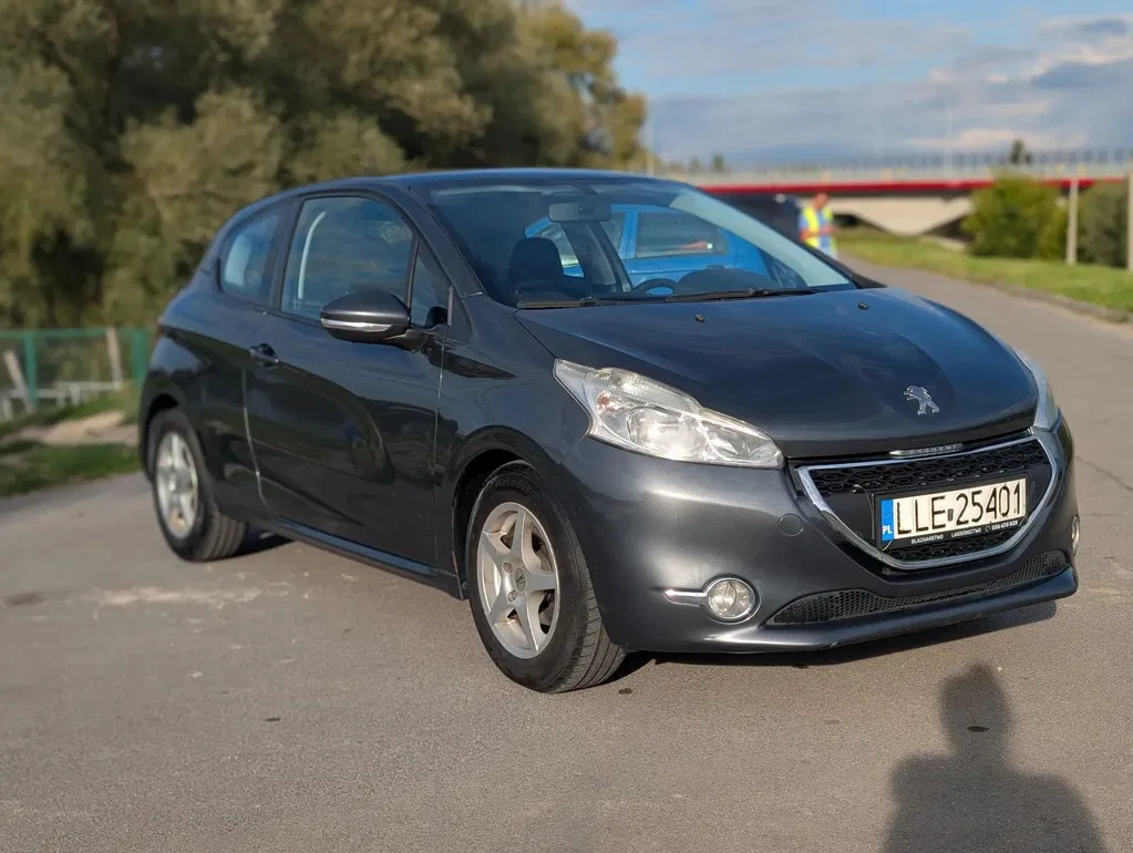 Zdjęcie: 2012 Peugeot 208