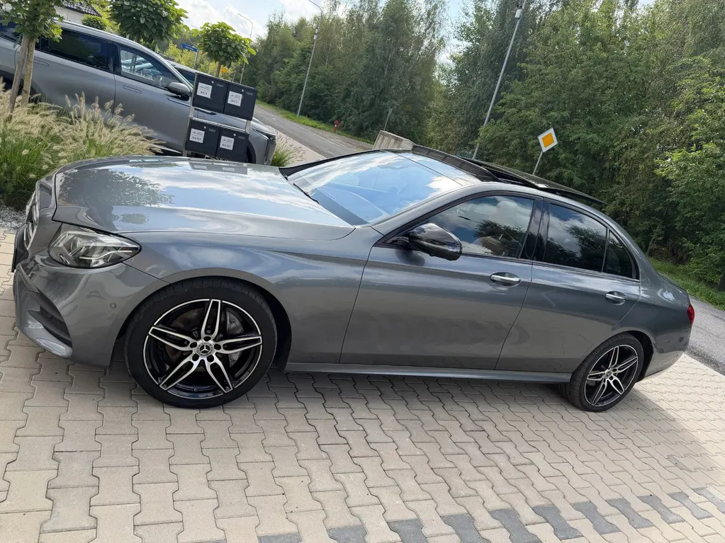 Zdjęcie: 2019 Mercedes-Benz E Klasa