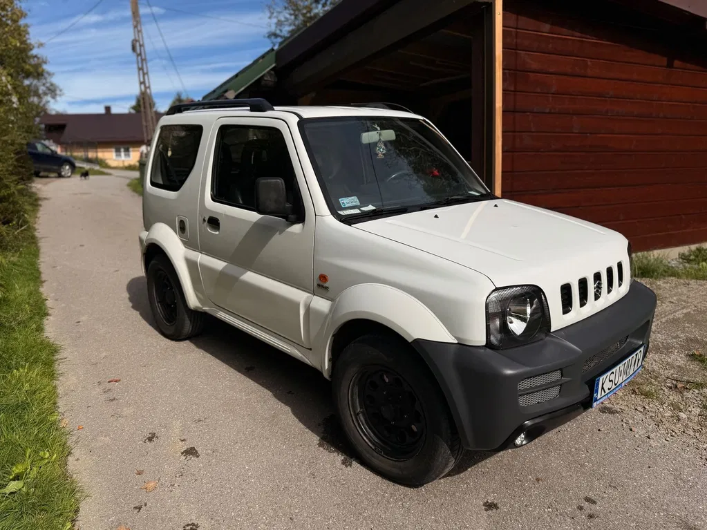 Zdjęcie: 2010 Suzuki Jimny