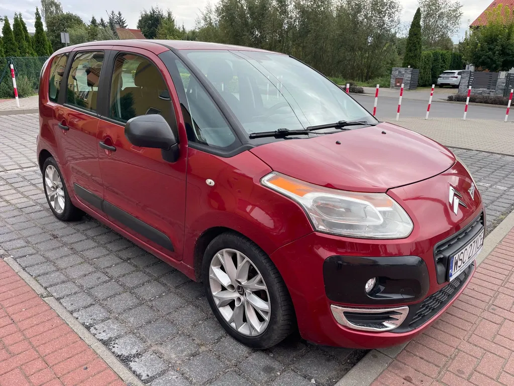 Zdjęcie: 2011 Citroen C3 Picasso